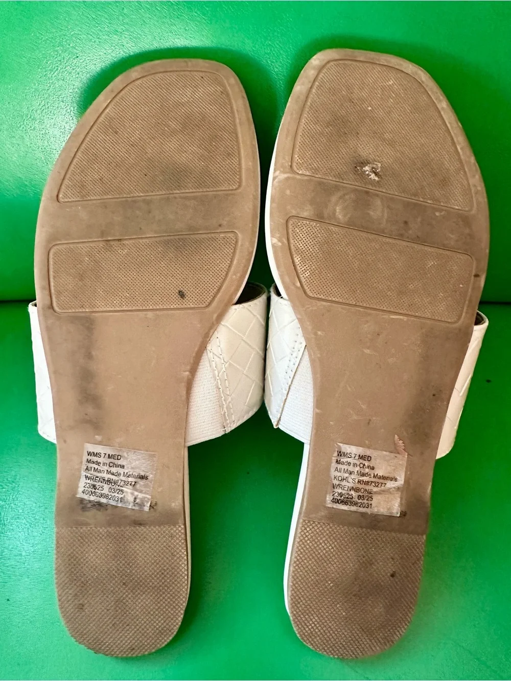 LC Lauren Conrad White Woven Toe-Post Slide Sandals